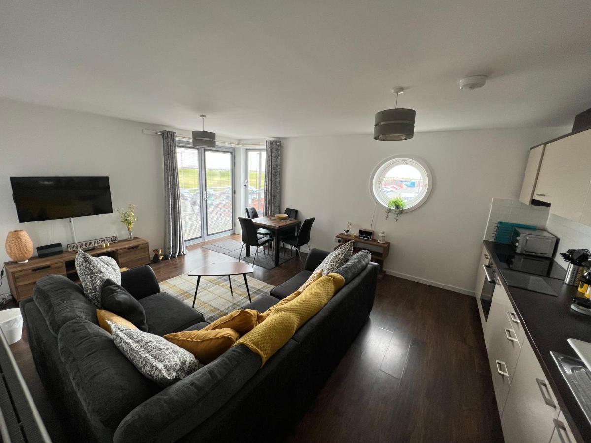 Links View Apartment, カーヌスティ エクステリア 写真